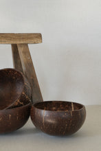 Lade das Bild in den Galerie-Viewer, Große Coconut Bowl
